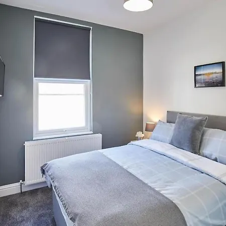Holiday home Stunning 3 Bedroom House - Sleeps 6